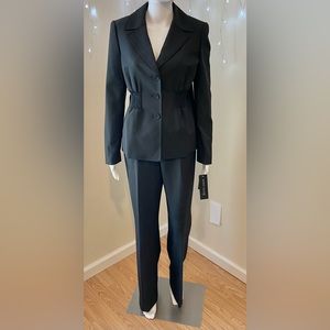 Anne Klein ‘Tahiti’ Women 2-pc Pant Suit w/ Blazer Modern Blazer
